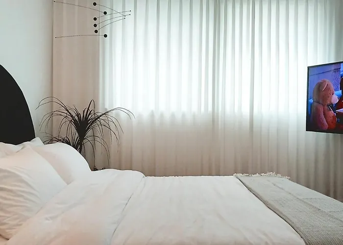 New Special 3-min Walk From Cheonho Station Free Parking Near Kspo Dome Lotte World Jamsil Asan Medical Center Coex Seongsu Gangnam Gwanghwamun Hongdae *